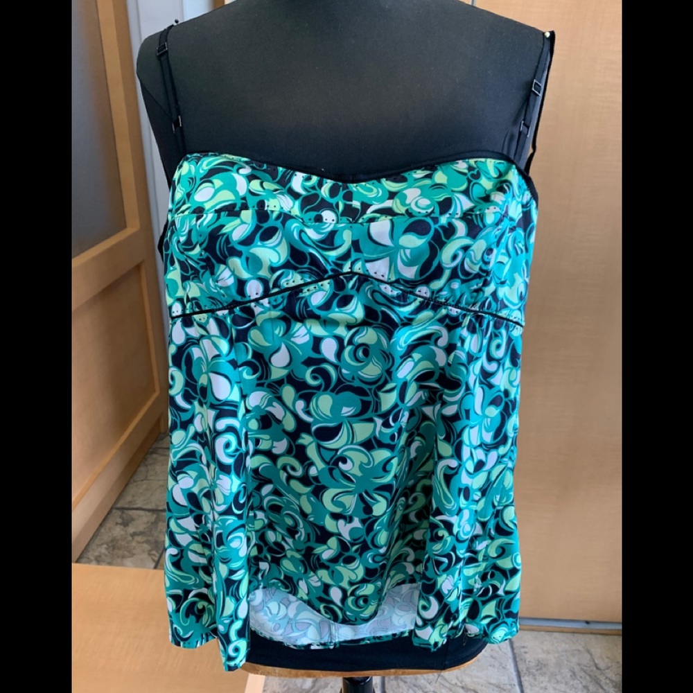 Elie Tahari silk blouse 👚